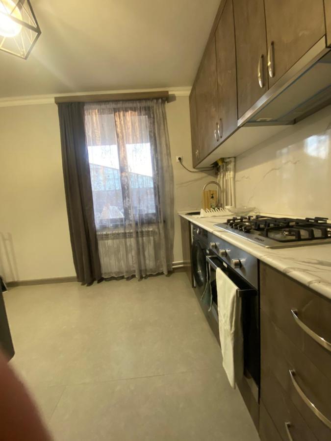 3 Cosy Apartment Near Airport Evn Erevan Exterior foto