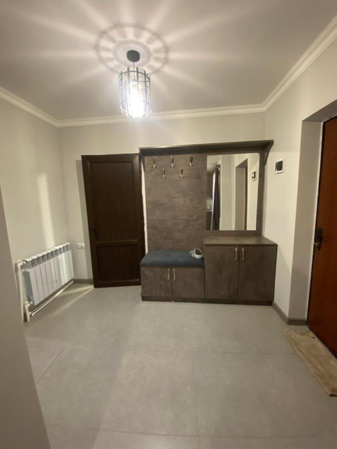 3 Cosy Apartment Near Airport Evn Erevan Exterior foto